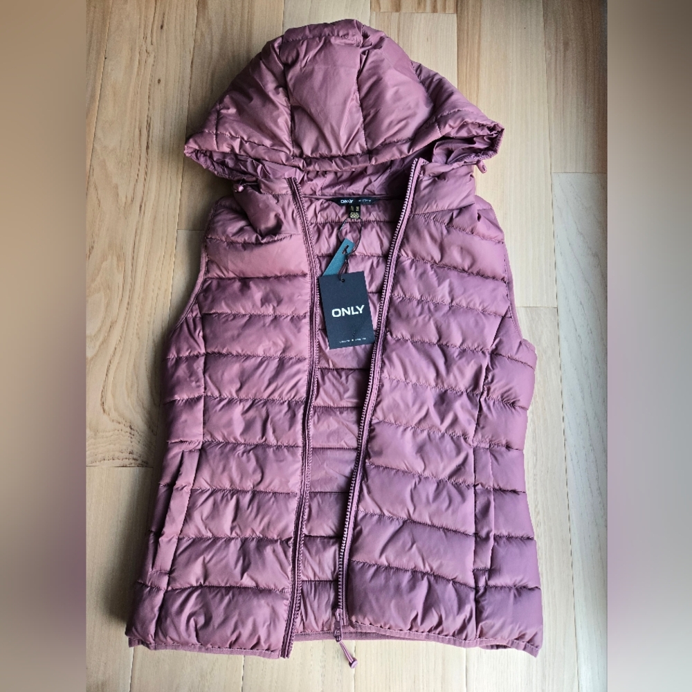 BNWT. ONLY Dusty Rose Quilted Vest - Picture 1 of 3
